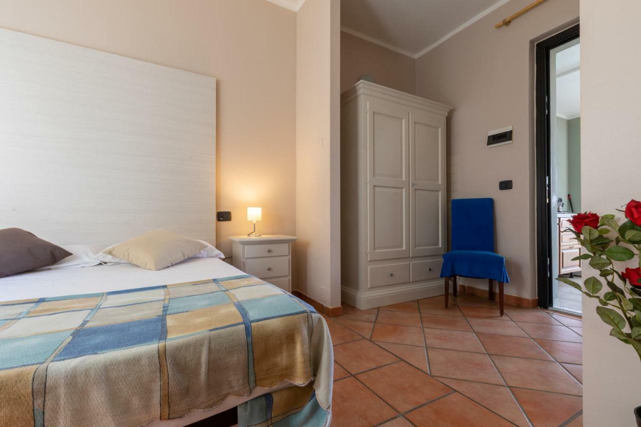 Aparthotel Borgo Blu Poggio à Lazise Extérieur photo